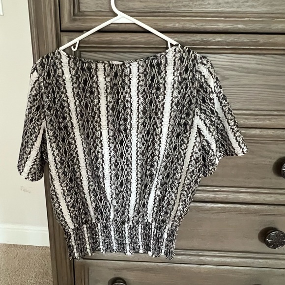 Snake Patterned MK blouse - Picture 2 of 3